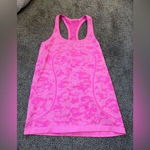 Lululemon Swiftly Tech Tank